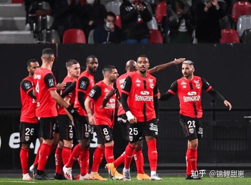 天博体育官网信誉好-赛后法国杯焦点战，瓦伦西亚豪取连胜，压力陡增，赛程密集仍需轮换