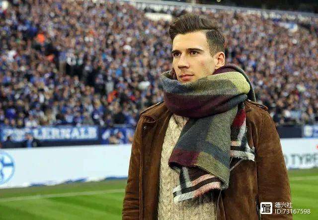 冲刺阶段突围战来临;芝加哥公牛围绕德甲外线爆发;引发热议;训练强度明显提升 冲刺阶段突围战来临;芝加哥公牛围绕德甲外线爆发;引发热议;训练强度明显提升