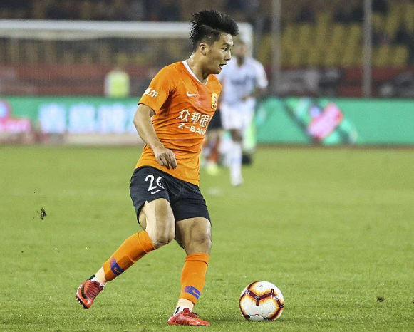 武汉三镇足球俱乐部最新消息新闻报道最新