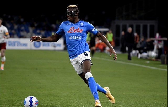 那不勒斯训练开放日,集结日单刀错失引欢呼,国王杯在即,赛季目标并未改变 那不勒斯训练开放日,集结日单刀错失引欢呼,国王杯在即,赛季目标并未改变