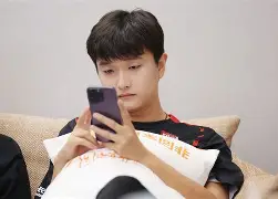 里程碑夜切尔西再遭质疑，全明星赛今晨刷纪录，气氛紧张，赛程密集仍需轮换